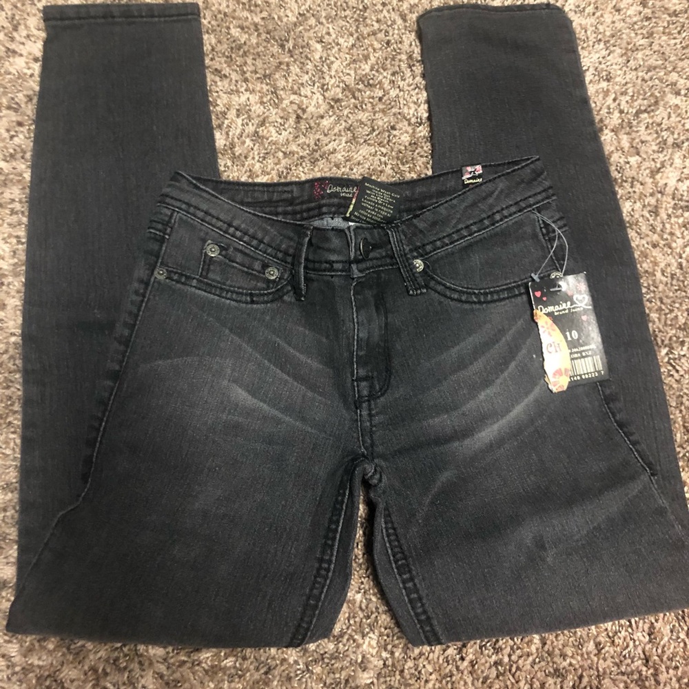 Black skinny jeans size 10 NWT